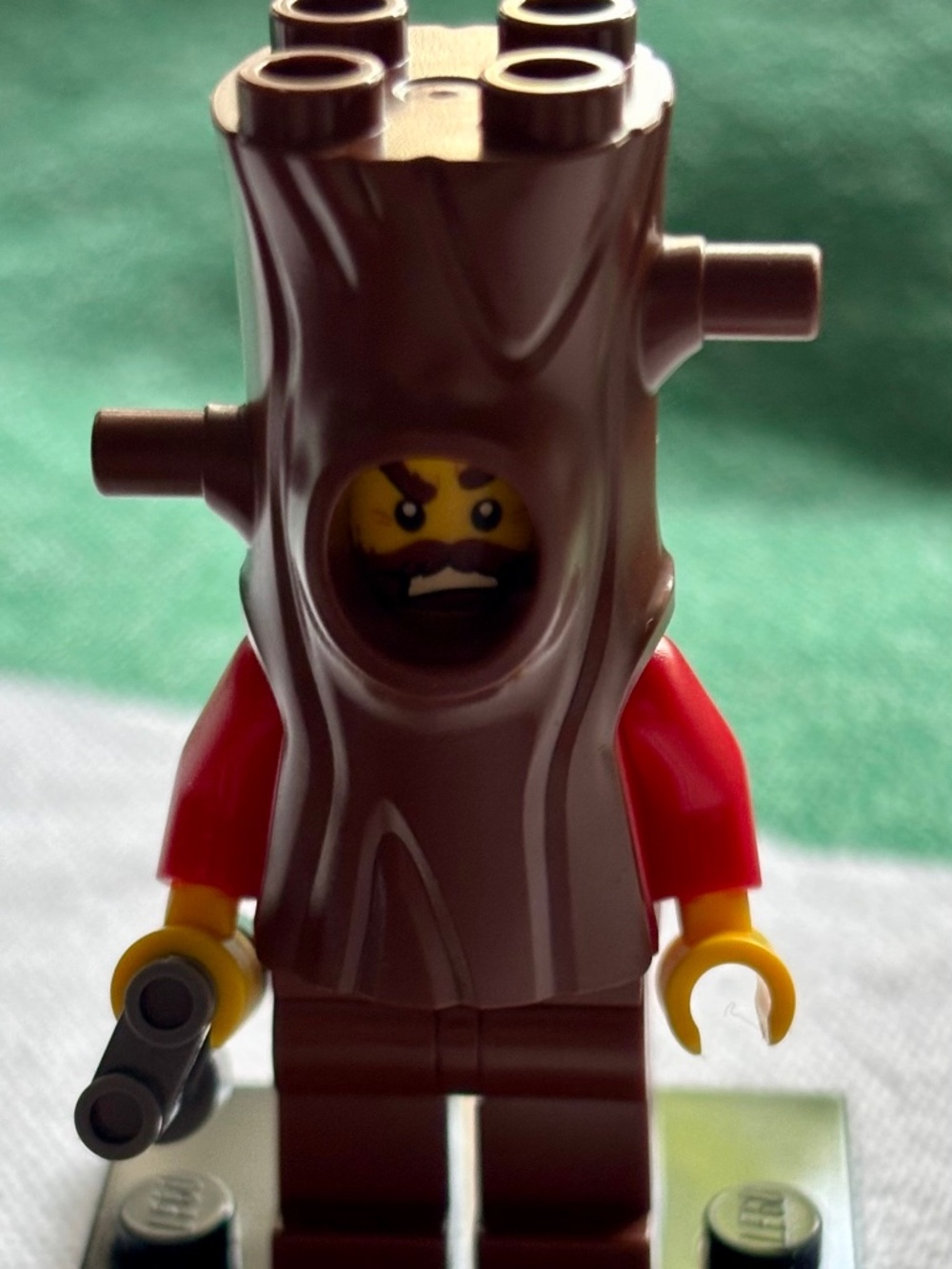 LEGO CITY cty0872 Mountain Police - Crook Male Stumpy 10K (in tree costume)